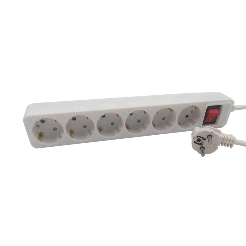 Presa standard con 6 prese con 6 prese con switch