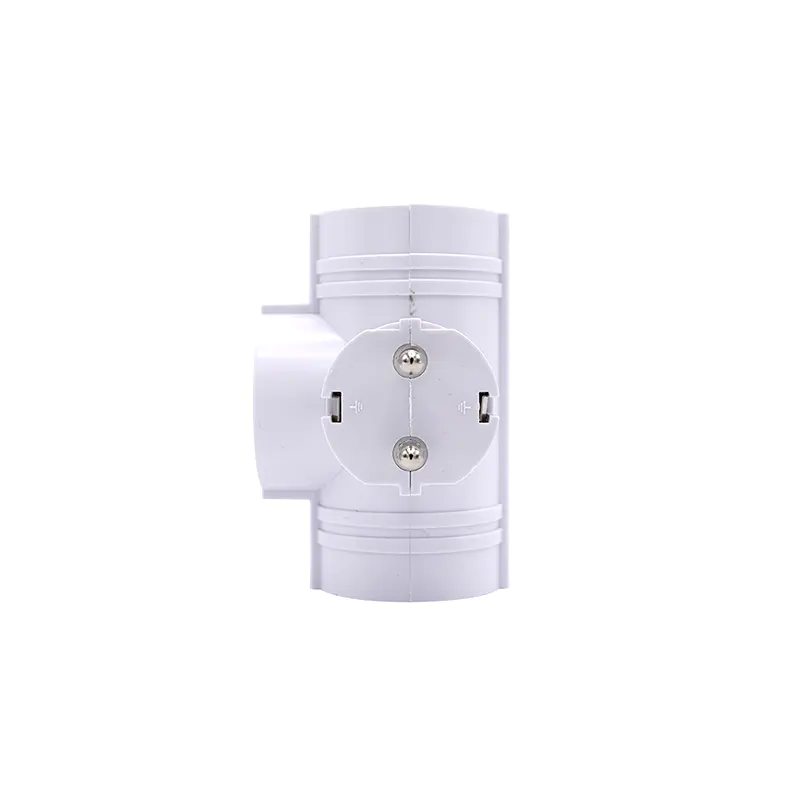 T Socket a forma di forma ed estensione di uscita 1